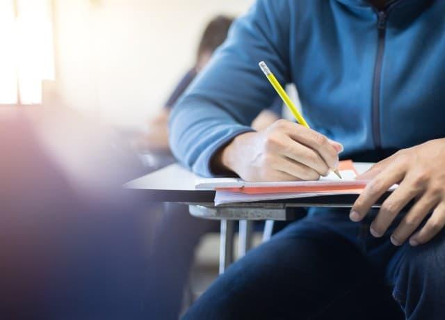 Wales to put less emphasis on GCSE exams