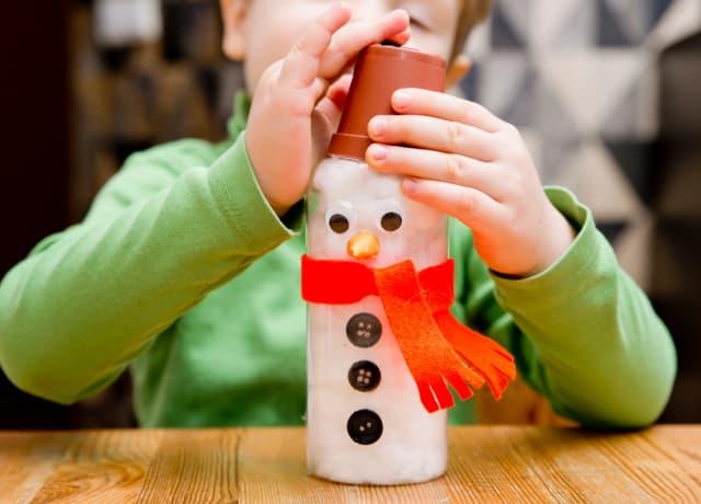 3 stress-free festive classroom decor ideas to do this Christmas