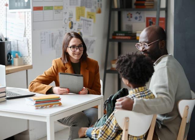 4 strategies for effective communication between teachers and parents